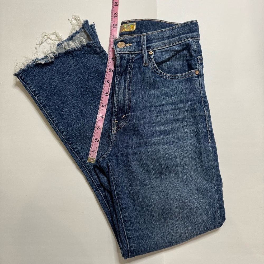 MOTHER The Insider Crop Jeans Size: 24 - Picture 9 of 14